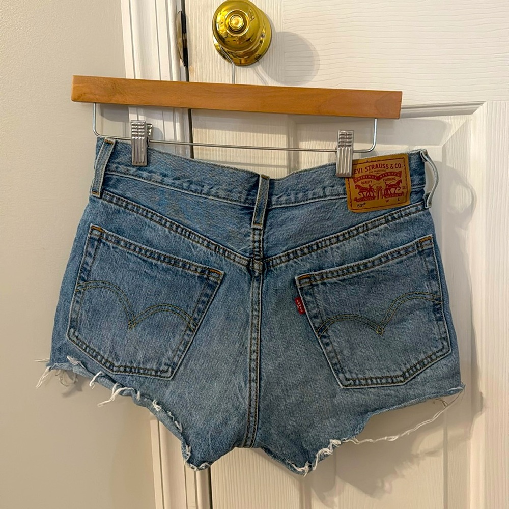 Levi’s 501 Jean shorts size 27 GUC